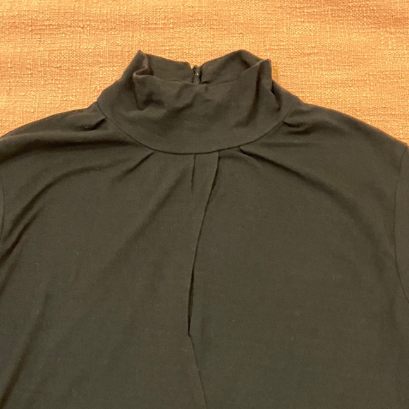 Kenzie large Black Long Sleeve Blouse with front slit - Picture 4 of 14